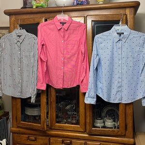 Banana Republic a bundle of women’s blouses